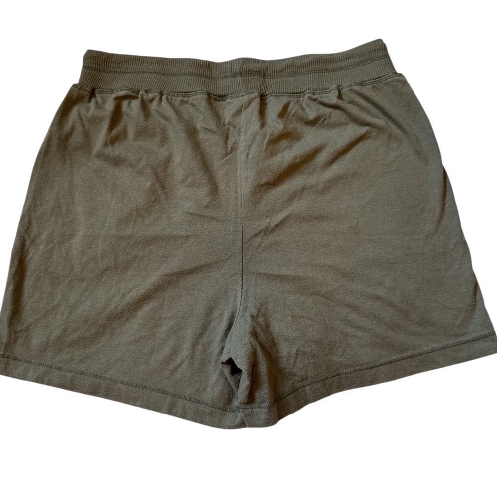 Starting Point Olive Green Women's Shorts Size Medium - Picture 2 of 2
